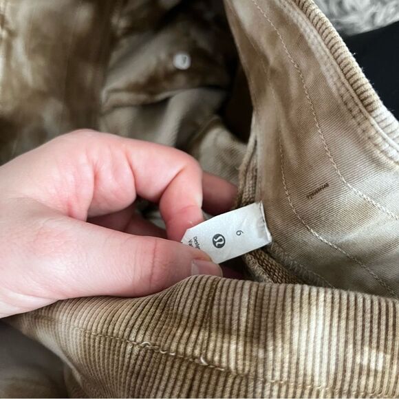 Lululemon Warm Down Jogger *7/8 Length size 6 - Picture 2 of 3
